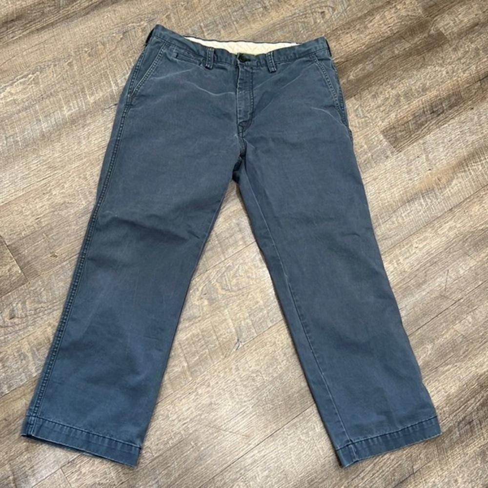 Life Khaki by Haggar Men’s Muted Blue Chino Pants Size 36x30 relaxed straight